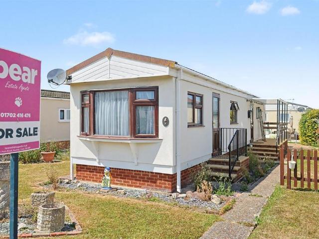 Park Home for sale in Barling, Essex