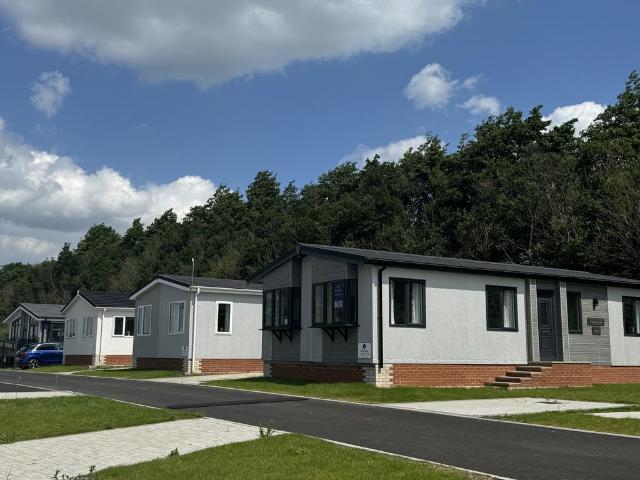 Park Home for sale in Upchurch, Oad Street