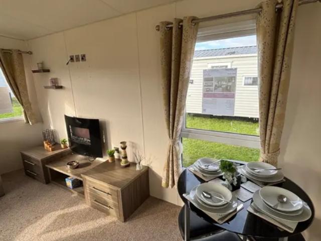 Park Home for sale in West End, Whitstable
