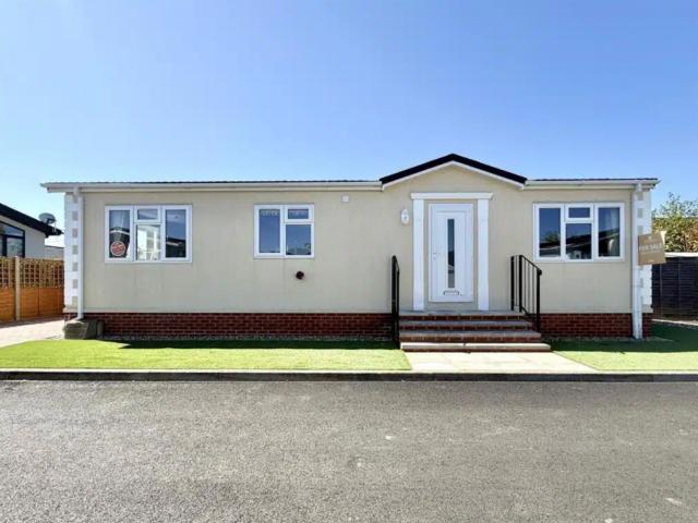 Park Home for sale in Bedingfield, Suffolk