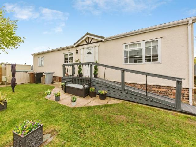 Park Home for sale in Church Minshull