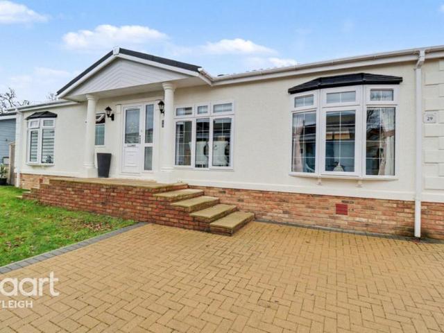 Park Home for sale in Barling, Essex
