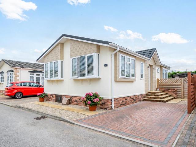 Park Home for sale in Acaster Malbis, York