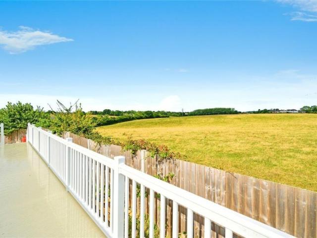 Park Home for sale in Caddington, Bedfordshire