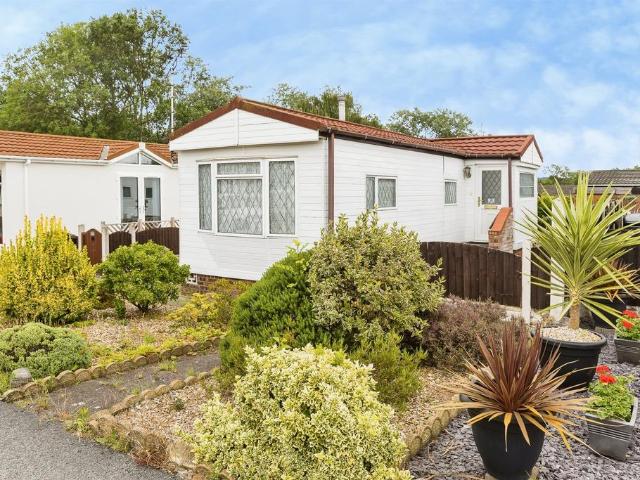 Park Home for sale in Elton