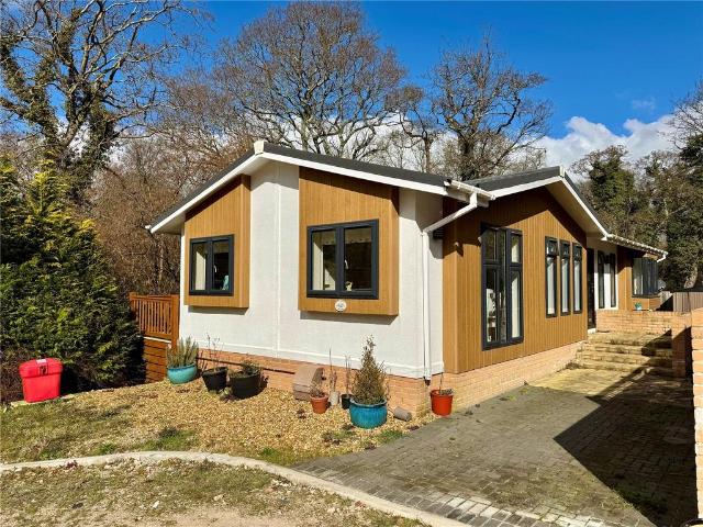 Park Home for sale in Old Milton, Ashurst Bridge