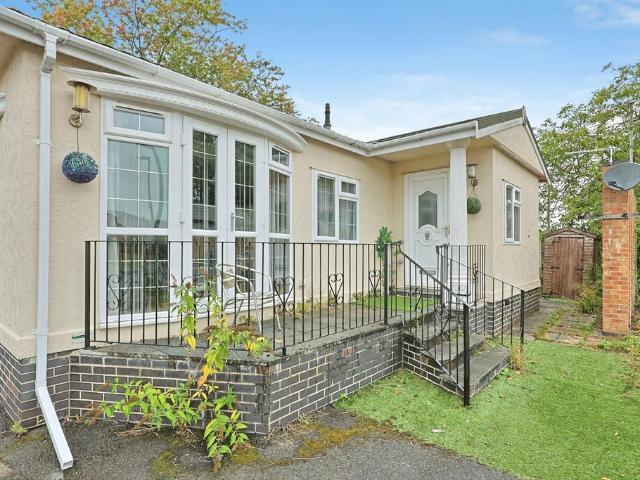 Park Home for sale in New Catton, East Bank