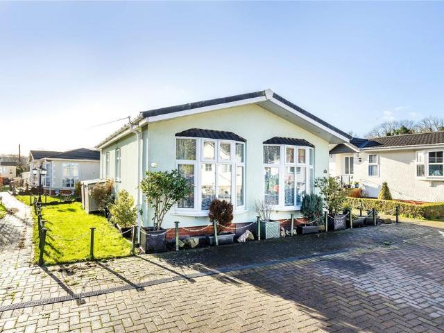 Park Home for sale in Red Hill, Surrey