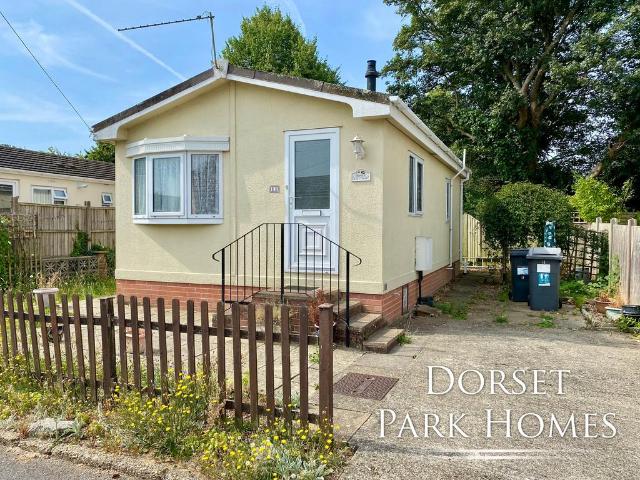Park Home for sale in Throop, Bournemouth
