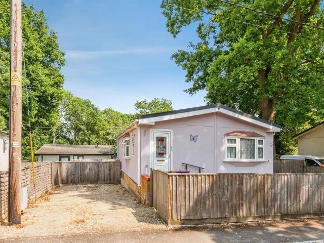 Park Home for sale in Dromore, Oxfordshire