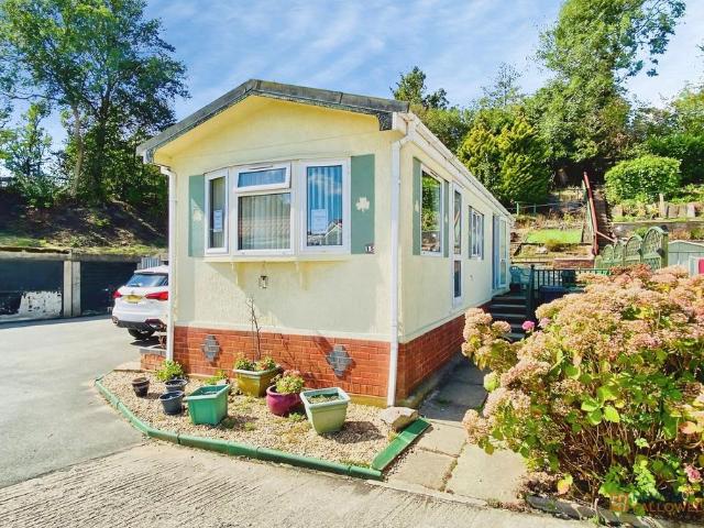 Park Home for sale in Elmfield, Leicestershire
