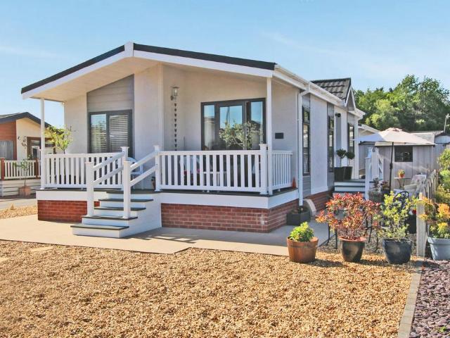 Park Home for sale in Shropshire