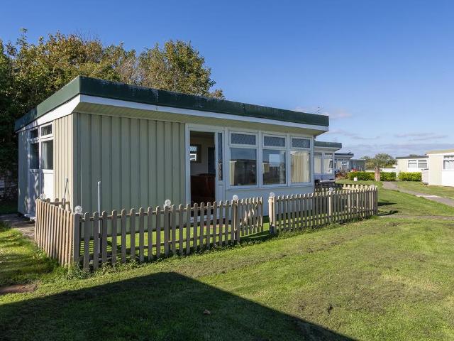 Park Home for sale in Lavernock