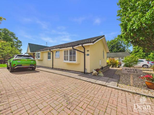 Park Home for sale in Alvington, Bromsberrow Heath
