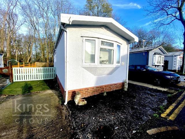 Park Home for sale in Epping, Essex