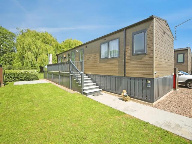 Park Home for sale in Tiddington, Alderminster