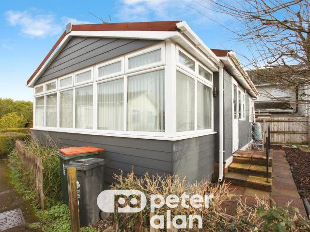 Park Home for sale in Saint Bride's Wentlooge, Wales