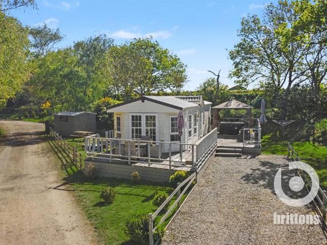 Park Home for sale in Brookville, Norfolk