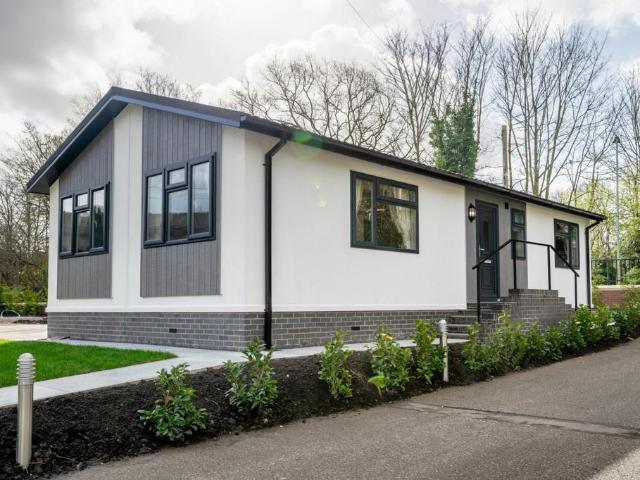Park Home for sale in Staplehay, Trull