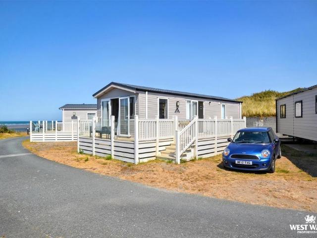 Park Home for sale in Y Ferwig, Gwbert
