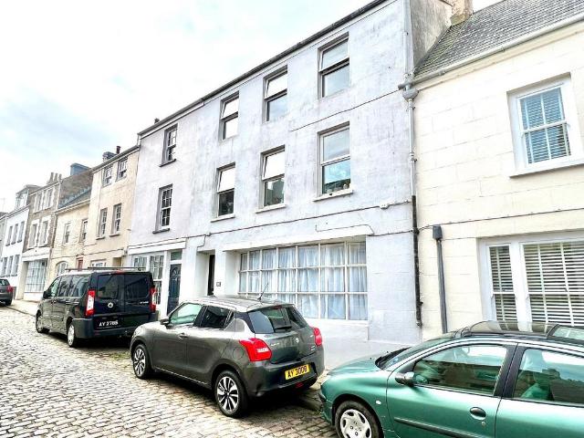 House for sale in Alderney