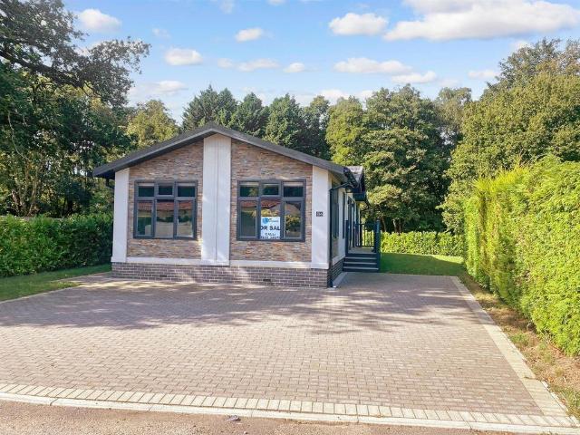 Park Home for sale in Fole, Surrey