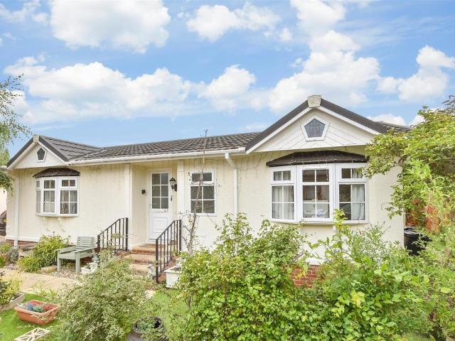 Park Home for sale in Mariner's View, The Bridge