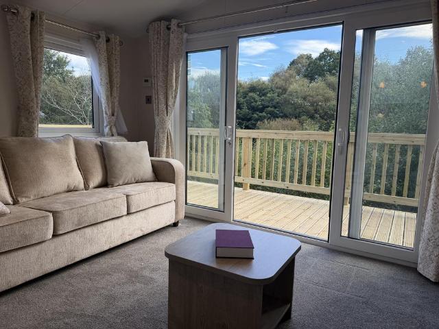 Park Home for sale in Hawksworth, Leeds
