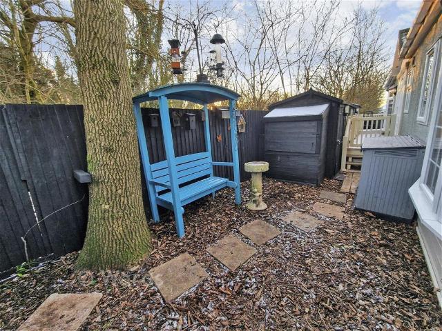 Park Home for sale in Wrotham, Bourne Vale