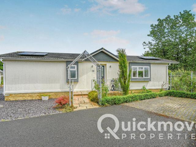 Park Home for sale in Bradenstoke, Wiltshire