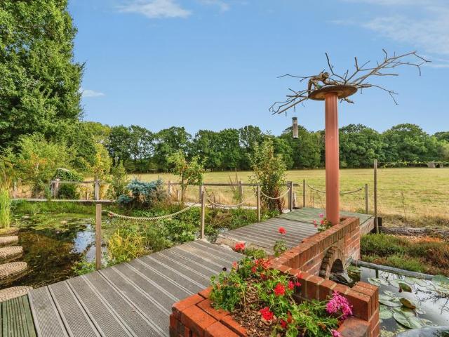 Park Home for sale in Woodlands, Ashurst Bridge