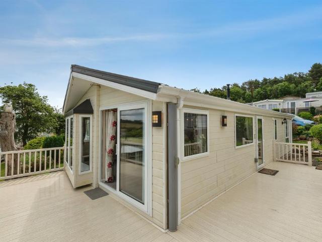 Park Home for sale in Chapel Cleeve, Somerset