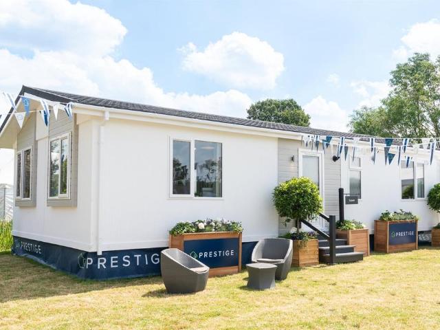 Park Home for sale in Chorley, Stottesdon