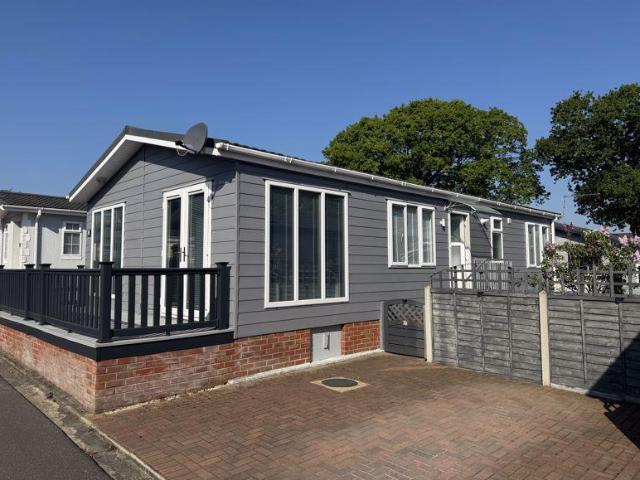 Park Home for sale in Arne, Stoborough Green