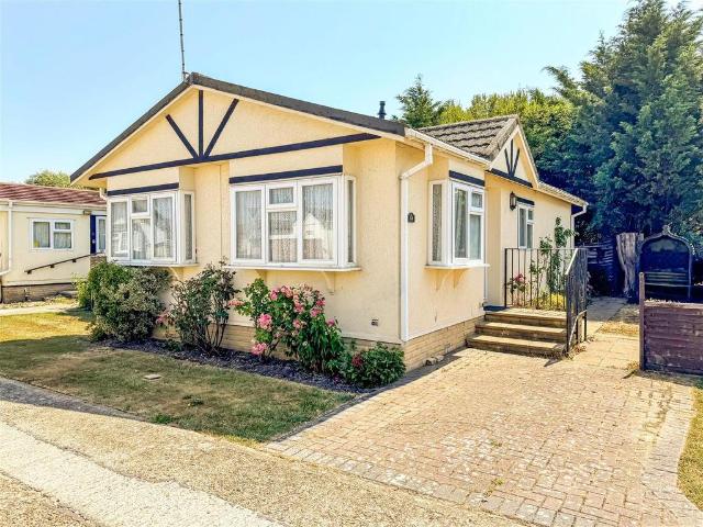 Park Home for sale in Clapham, West Sussex