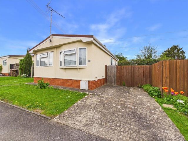 Park Home for sale in Prestbury, Golden Valley