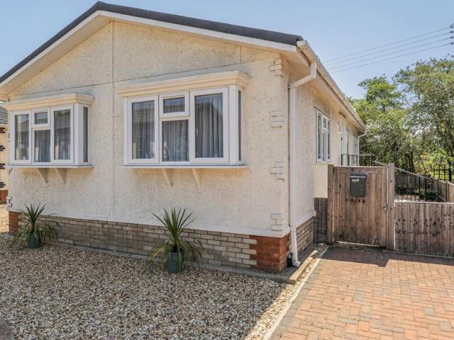 Park Home for sale in Chedburgh, Suffolk