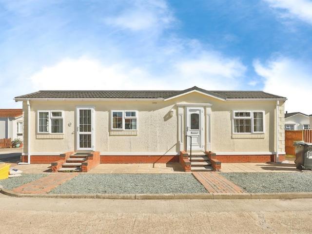 Park Home for sale in East Tuddenham, Norfolk