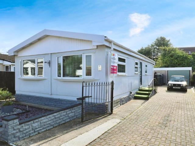 Park Home for sale in Costhorpe, East Midlands