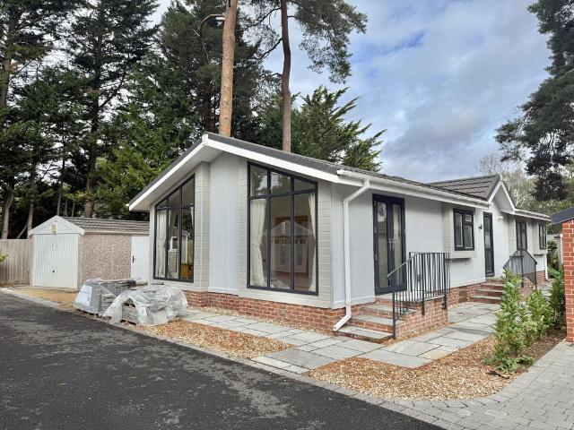 Park Home for sale in Parley Cross, Ferndown