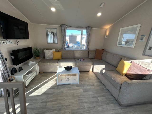 Park Home for sale in Folkestone, Isle Of Man