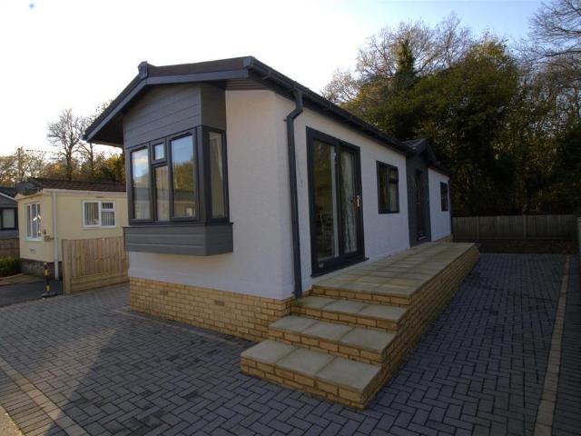 Park Home for sale in Clapham, West Sussex