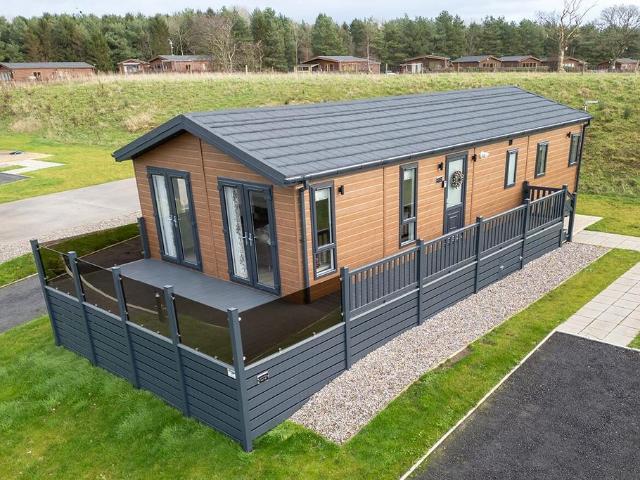 Park Home for sale in Brockhall Village, Paradise
