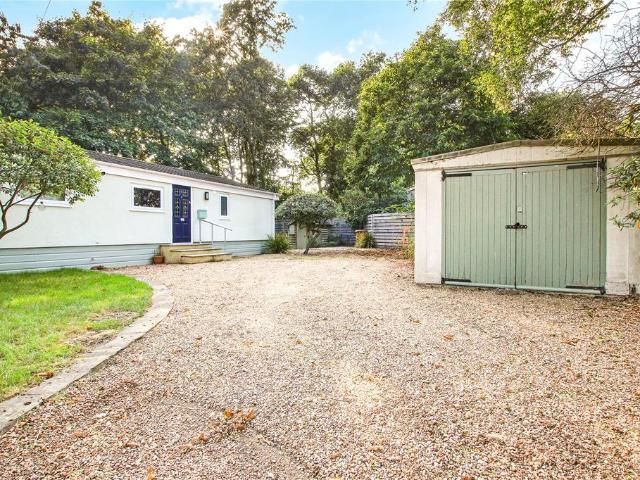 Park Home for sale in Chavey Down