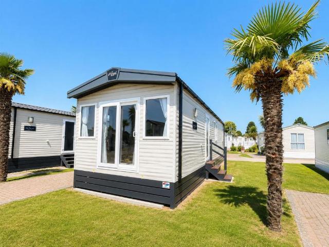 Park Home for sale in Monkton, Acol