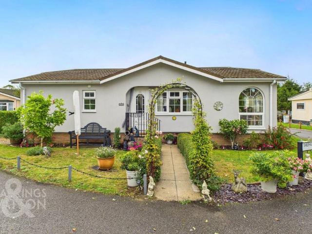 Park Home for sale in Chedburgh, Suffolk