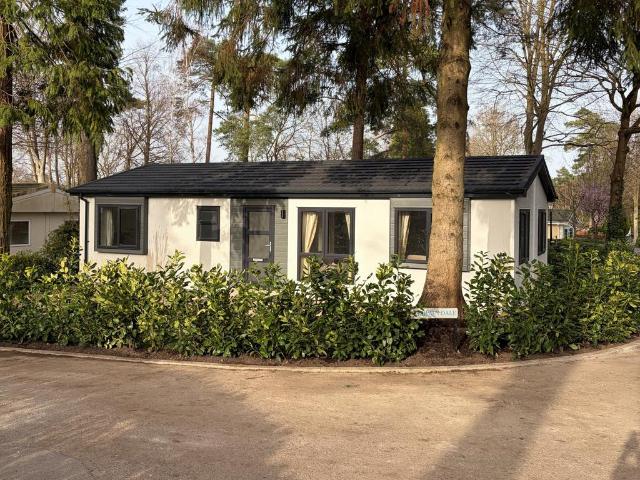 Park Home for sale in Hart, Hampshire