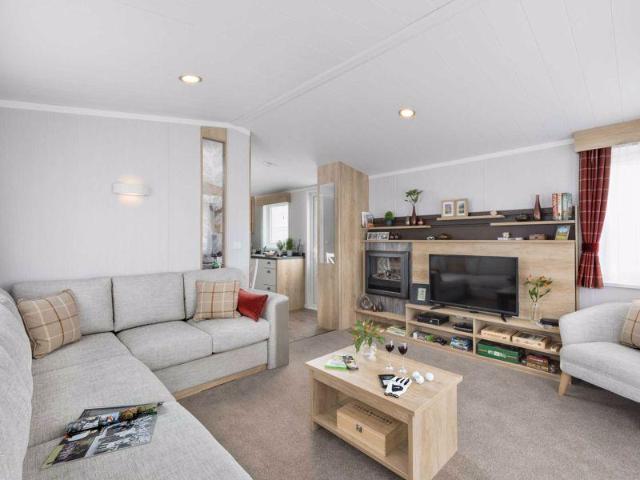 Park Home for sale in Milford-on-Sea, Ashurst Bridge