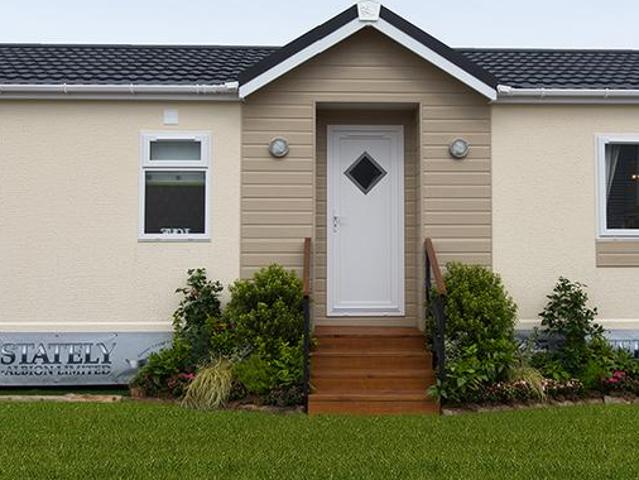 Park Home for sale in Thatcham, West Berkshire