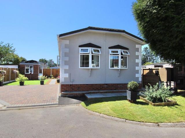 Park Home for sale in Hedge End, Helford